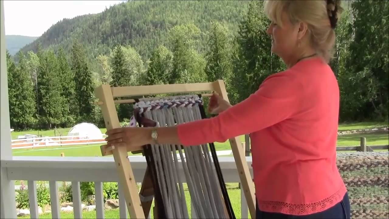 Rag Rug Weaving - Part 5 - Changing Projects on the Loom