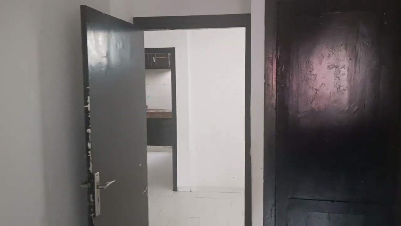 شقة🏠بالقنيطرة بضبط ميموزا الطابق الثالث على شارع معلومات فالڤيديو.0650593689