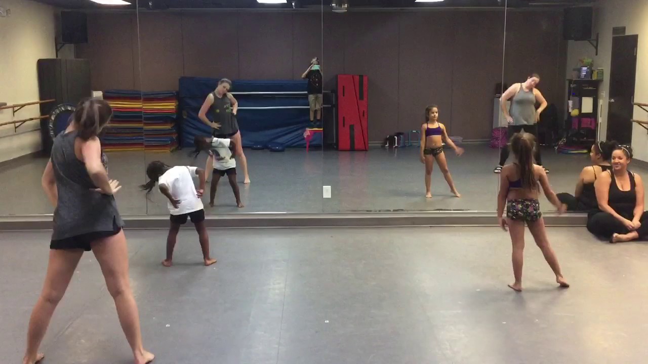 Kamryn's Runway Walk Duo