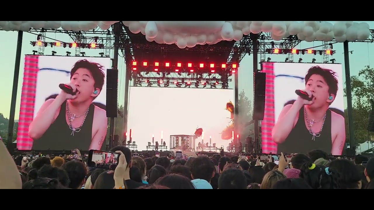 Rich Brian - History/Curious - Head in The Clouds 2022 Day 2 8/21