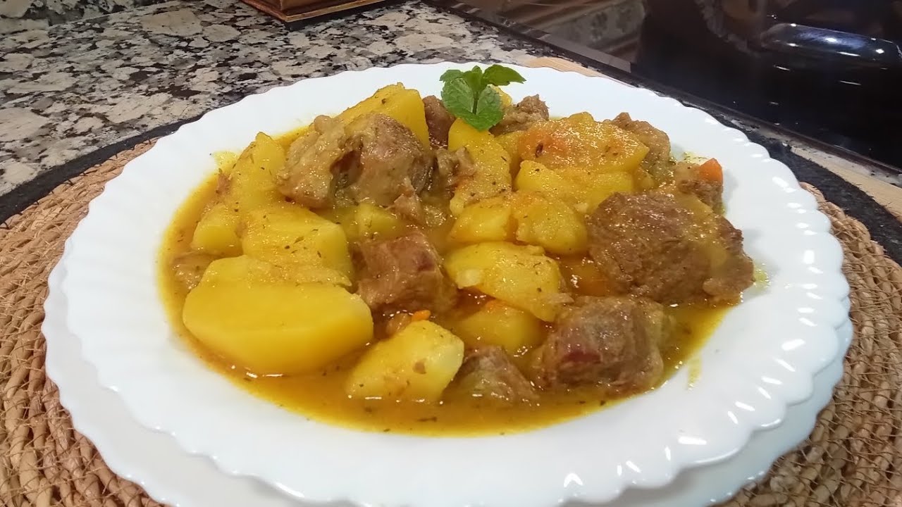 GUISO DE PATATAS CON CARNE una receta de cuchara con muchísimo sabor 