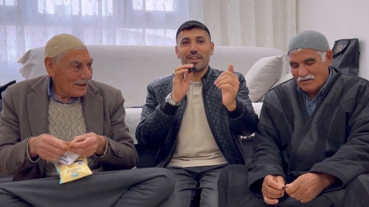 Ömür Nasıl Geçti. Salih Ve Mehmet Dede.