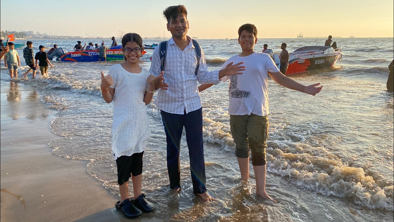 Aaj Juhu Beech Par Khoob Mastee Kie Teenon 😍