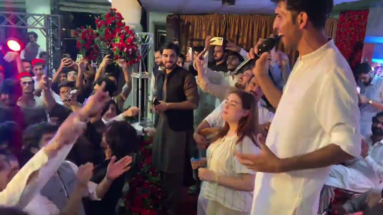 Sunaila baig and shahab shaheen live performance in ayub medical college #ayubmedicalcollege #doctor