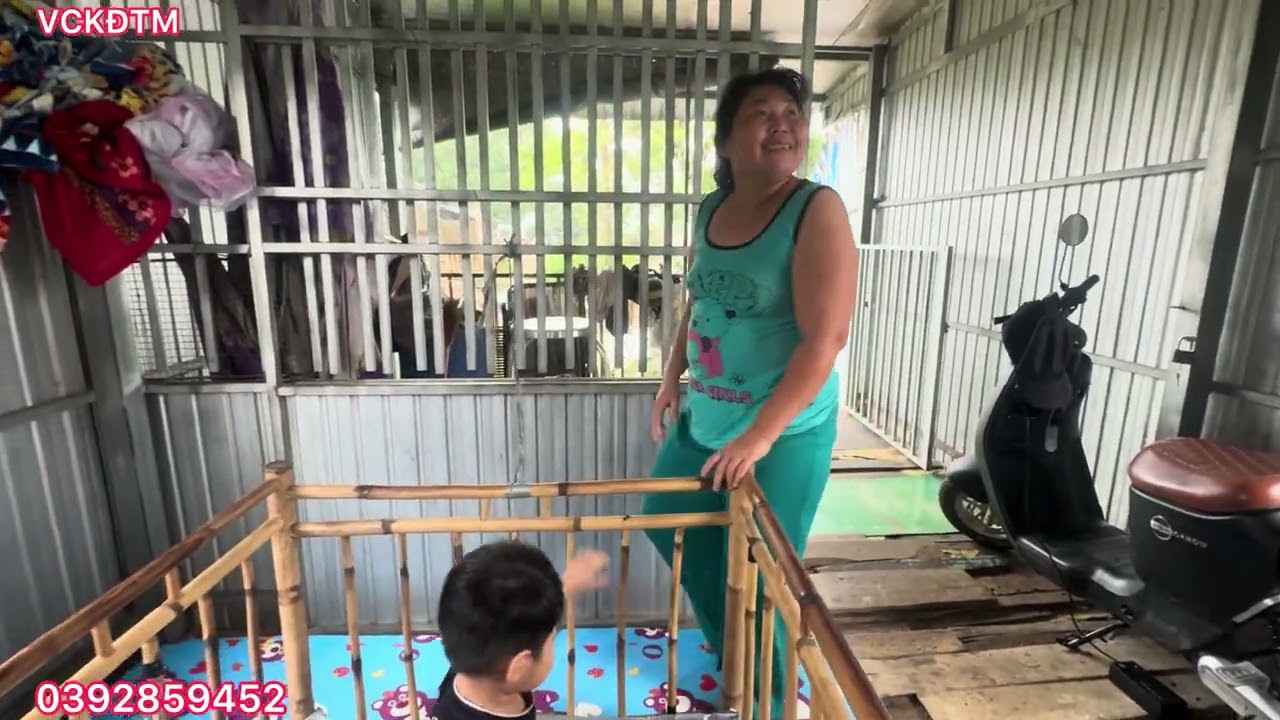 Bất ngờ chị Ba xuống thăm Bắp xào 