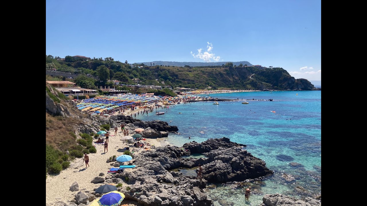 Le spiagge più belle della Costa degli Dei: alla scoperta della baia di Grotticelle