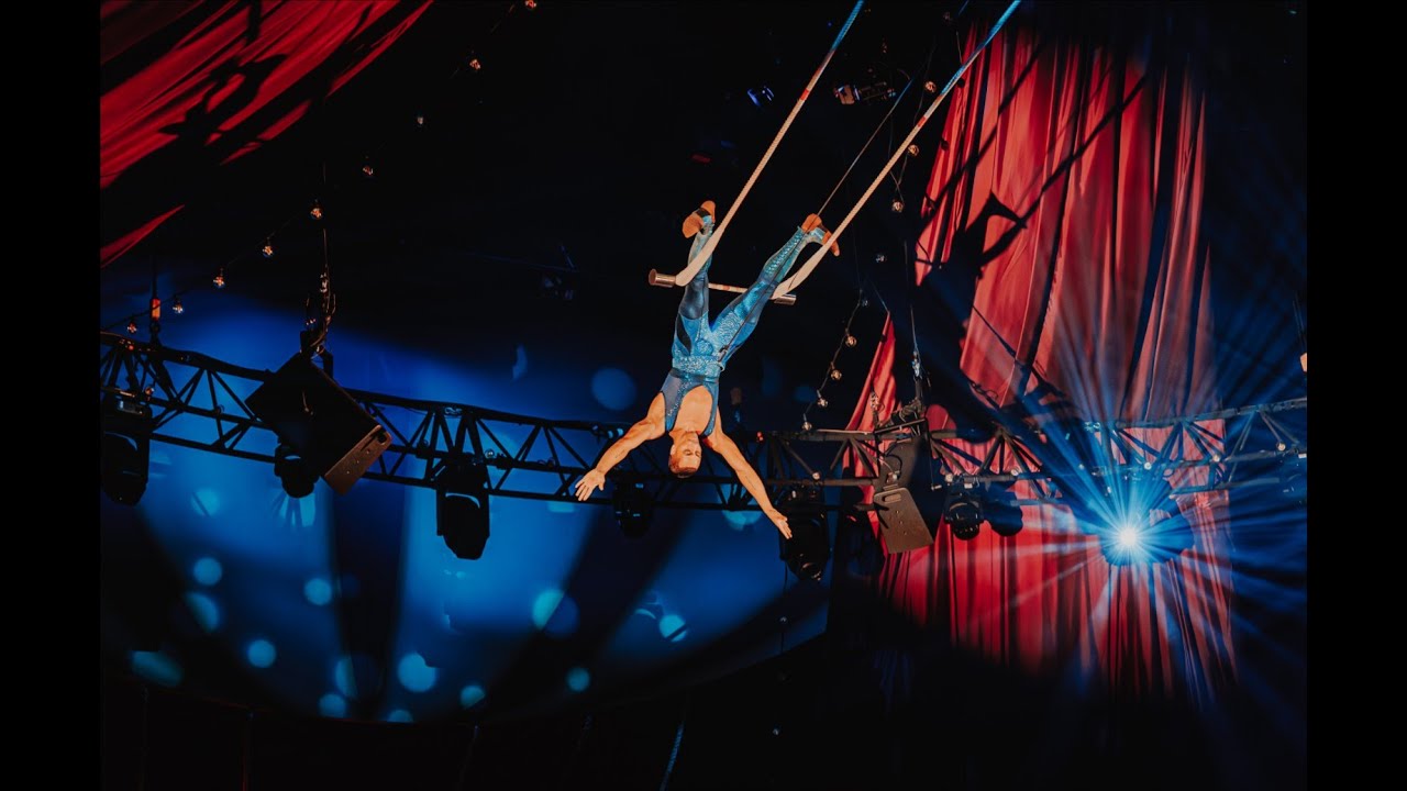 Swinging Trapeze - Come Alive Show X Rewrite the stars