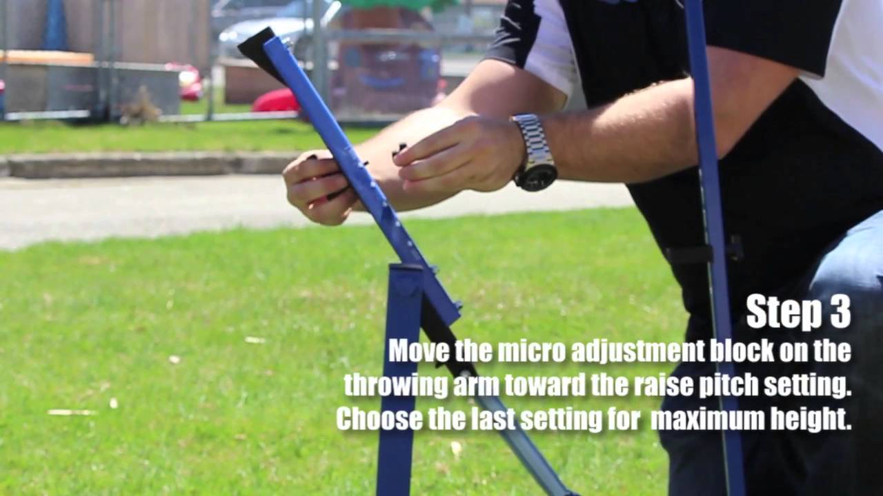 Throwing Fly-Balls with the Louisville Slugger UPM45 Pitching Machine