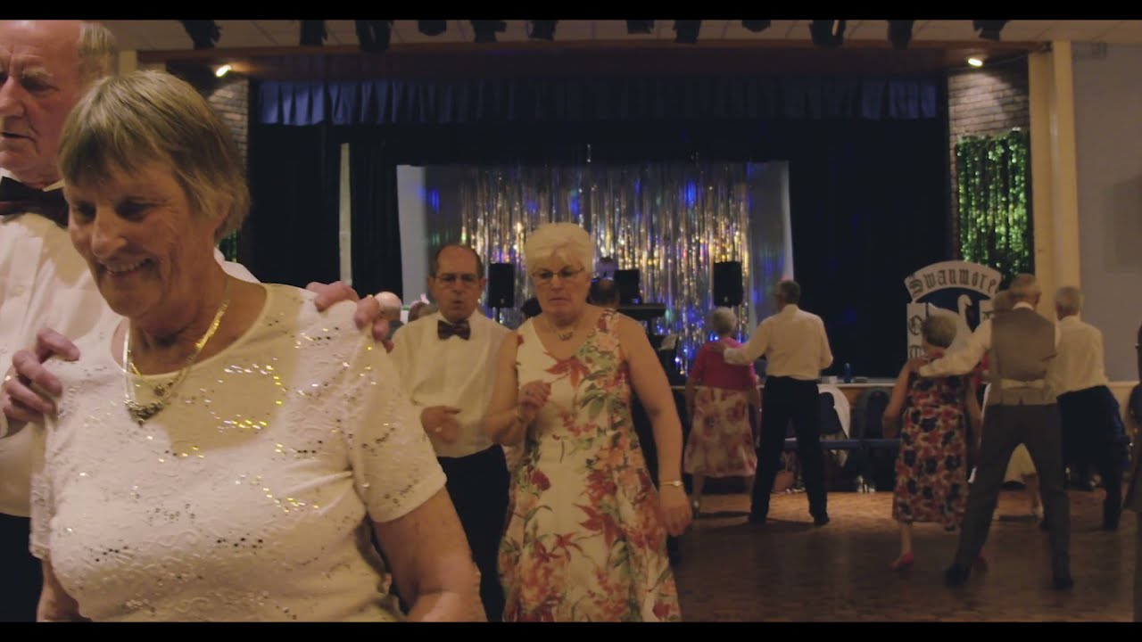 Swanmore Sequence Dance Club with music provided by Larry Green.