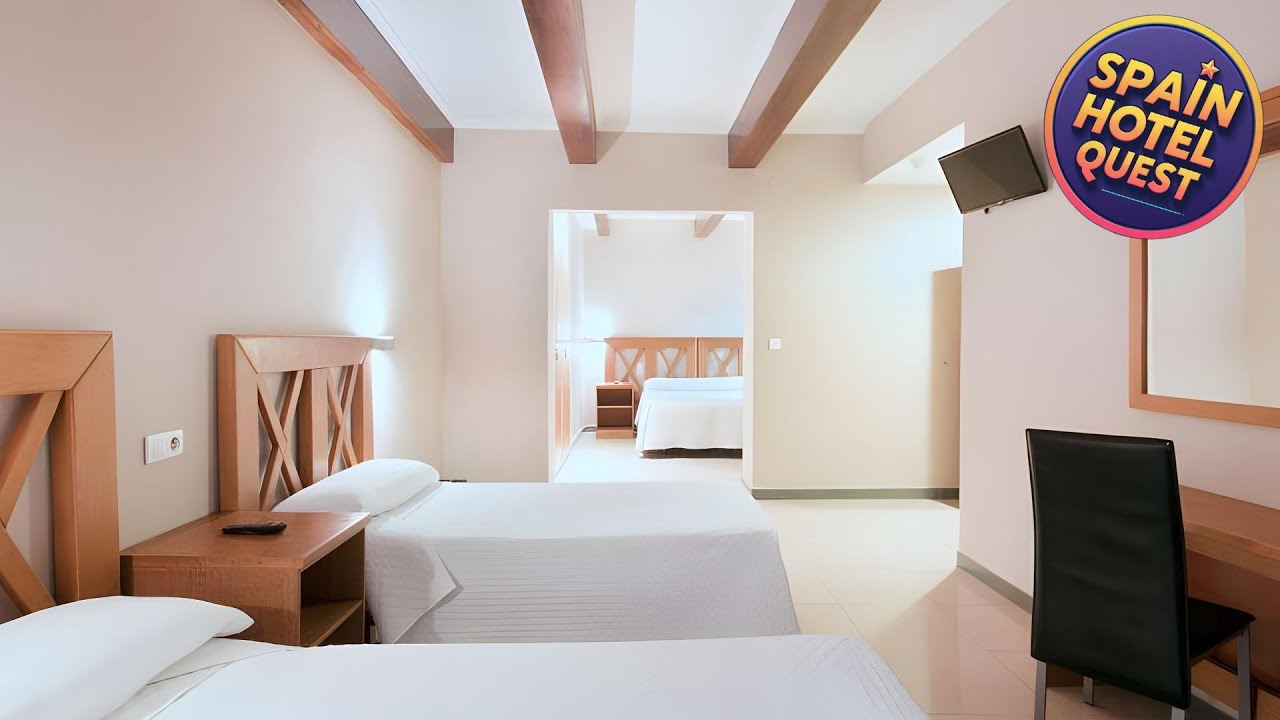 Hostal Atenas | Granada, Spain | Hotel Review 🛏️