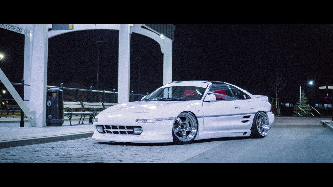 POCKET FERRARI: Toyota MR2 SW20 | roadrunners 4K