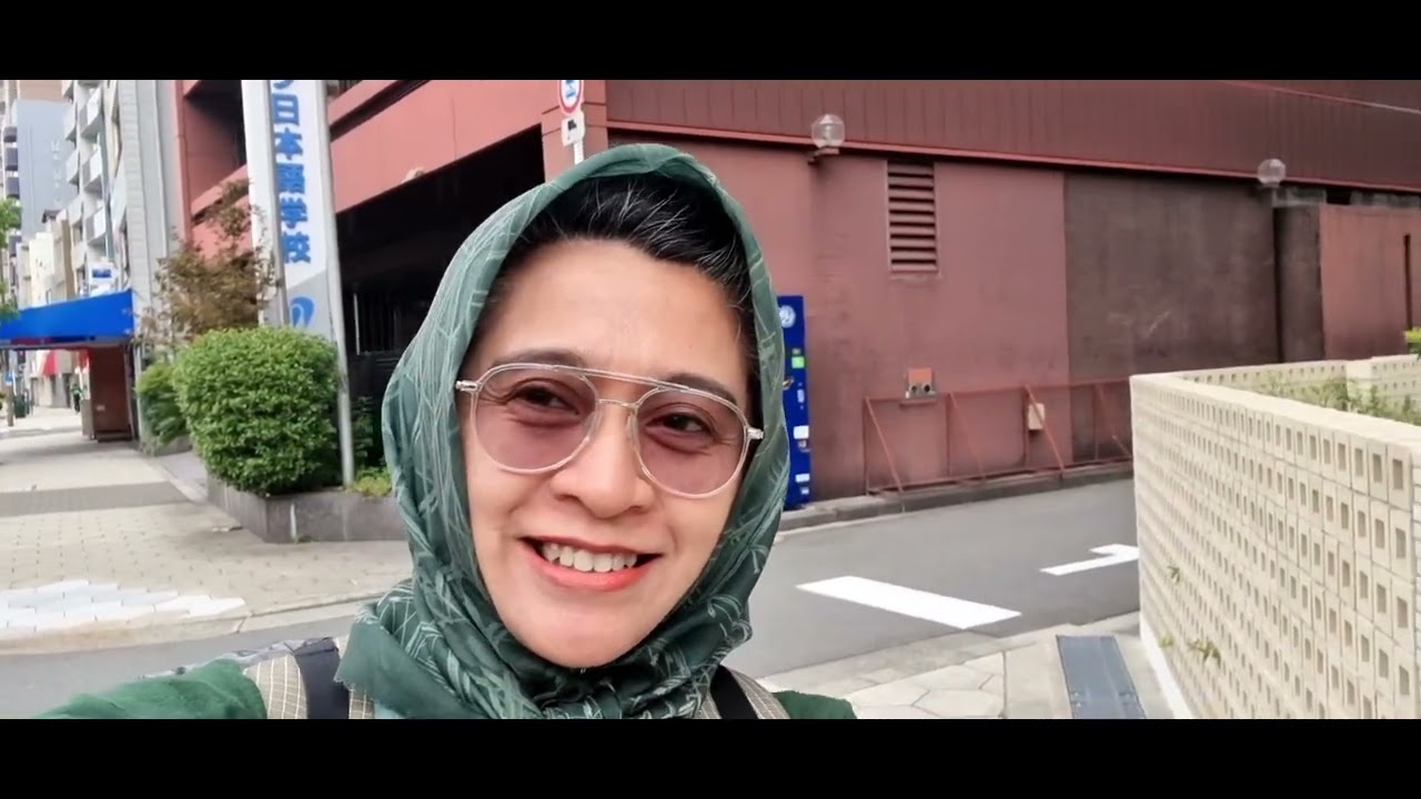 Putri Lereng Merapi - 425, TINGGAL DI OSAKA...?