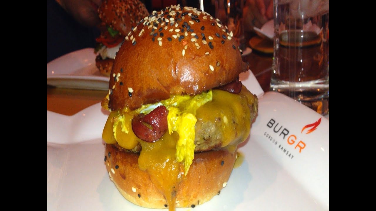 Gordon Ramsay's BurGR vs. Bachi Burger- Burger Wars #12 (Las Vegas)