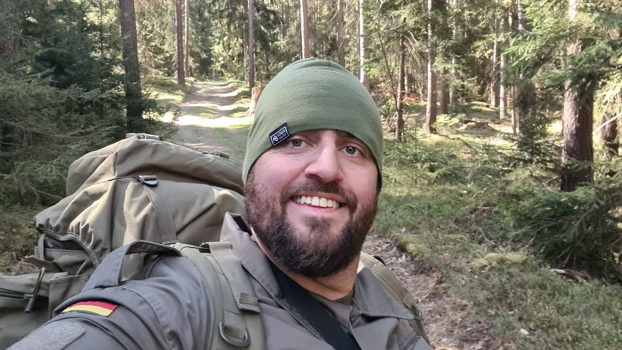 Panoramaweg Schwarzatal ( 136 Km ) - Tag 2 - Von der Schutzhütte Sitzendorfblick zum Wurzelberg