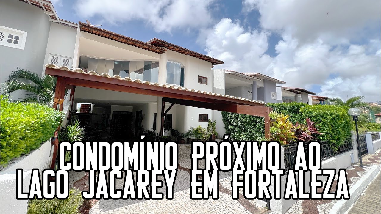 Casa duplex em condomínio no Lago Jacarey | 4 suítes, energia solar e 230m² em Fortaleza