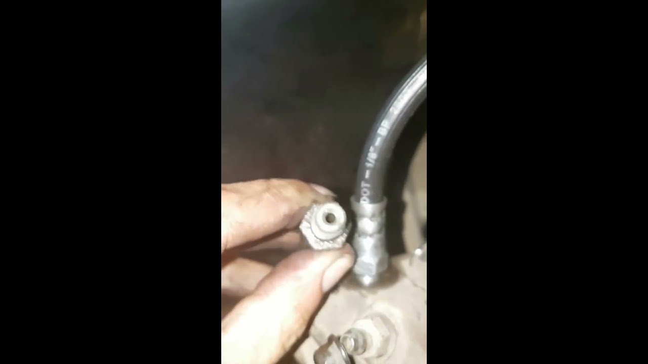 Cambio de manguito freno