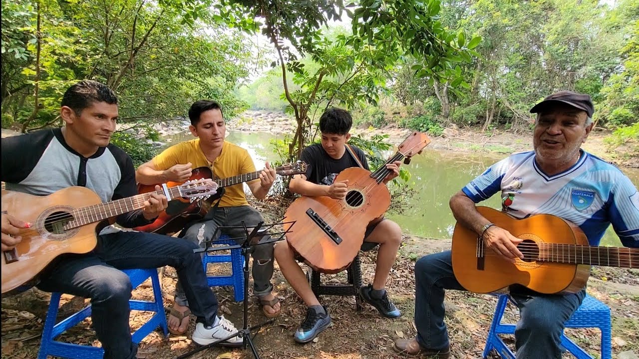 Este Grupo Trae Sabor: Indita Mia En Voz de Shorita