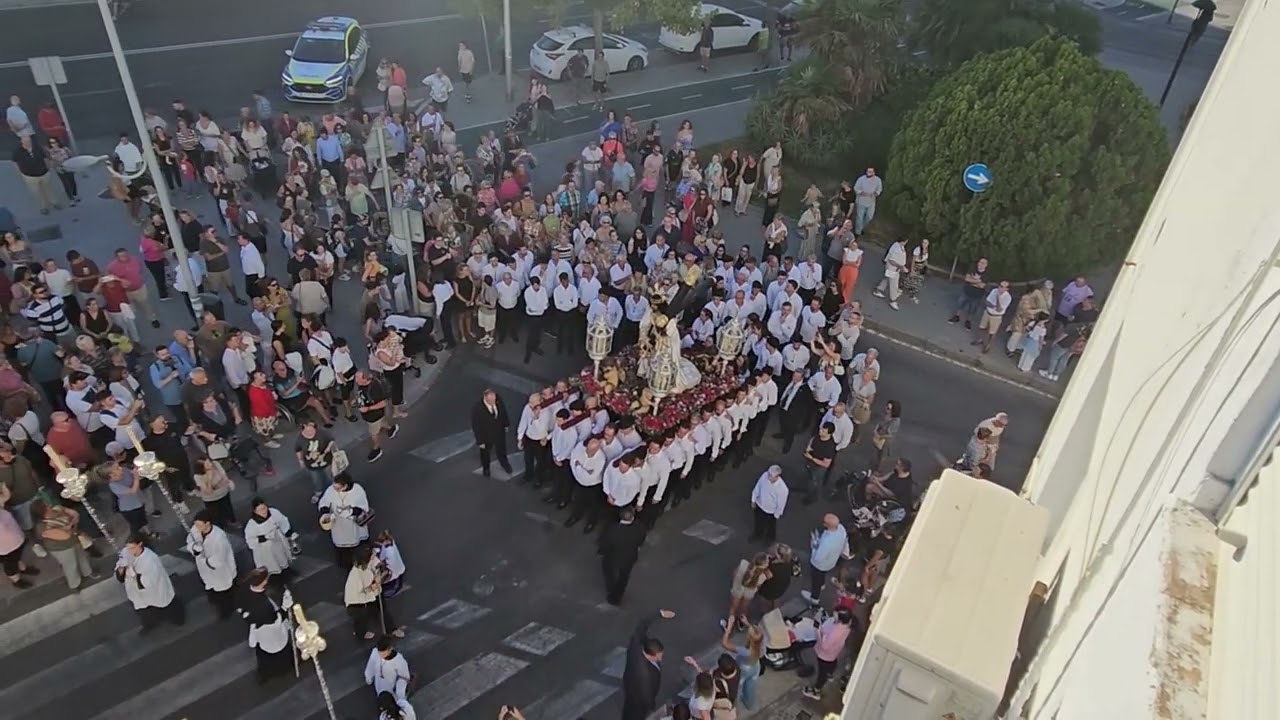 Nazareno de Cádiz en su peregrinación por extramuros 2025. Paso por avenida Valencia, Cerro del Moro