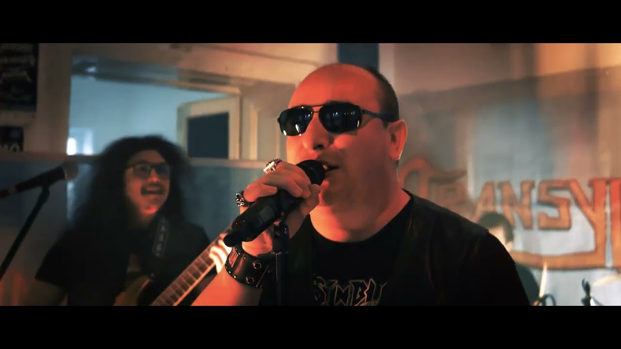Transylvanium - Végtelen utakon (Hivatalos videoklip / Official music video)