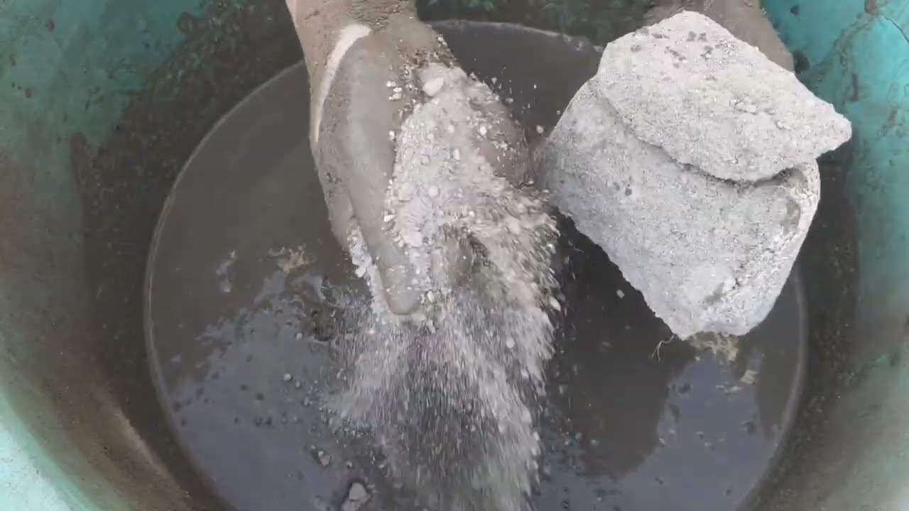 Sand cement crumbling 
