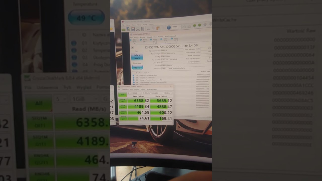 WD BLACK SN850 2TB vs KINGSTON SKC3000 2TB - Crystal DiskMark