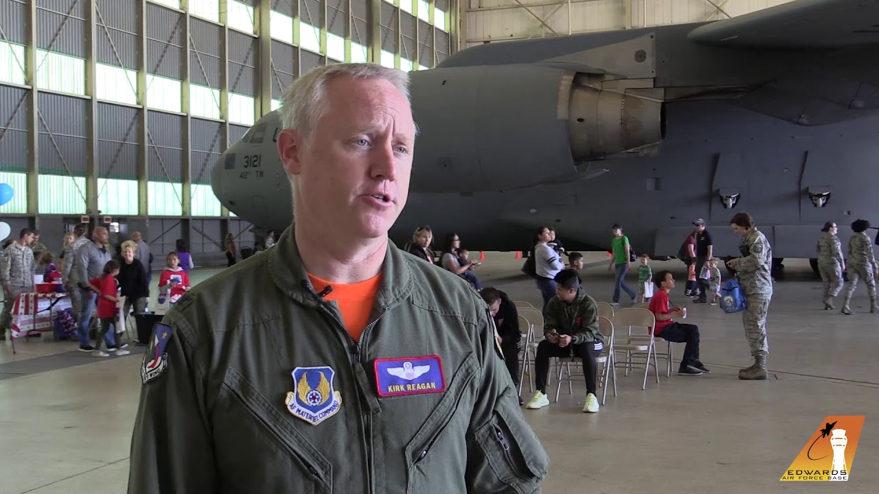 Hundreds gather to experience Team Edwards Day