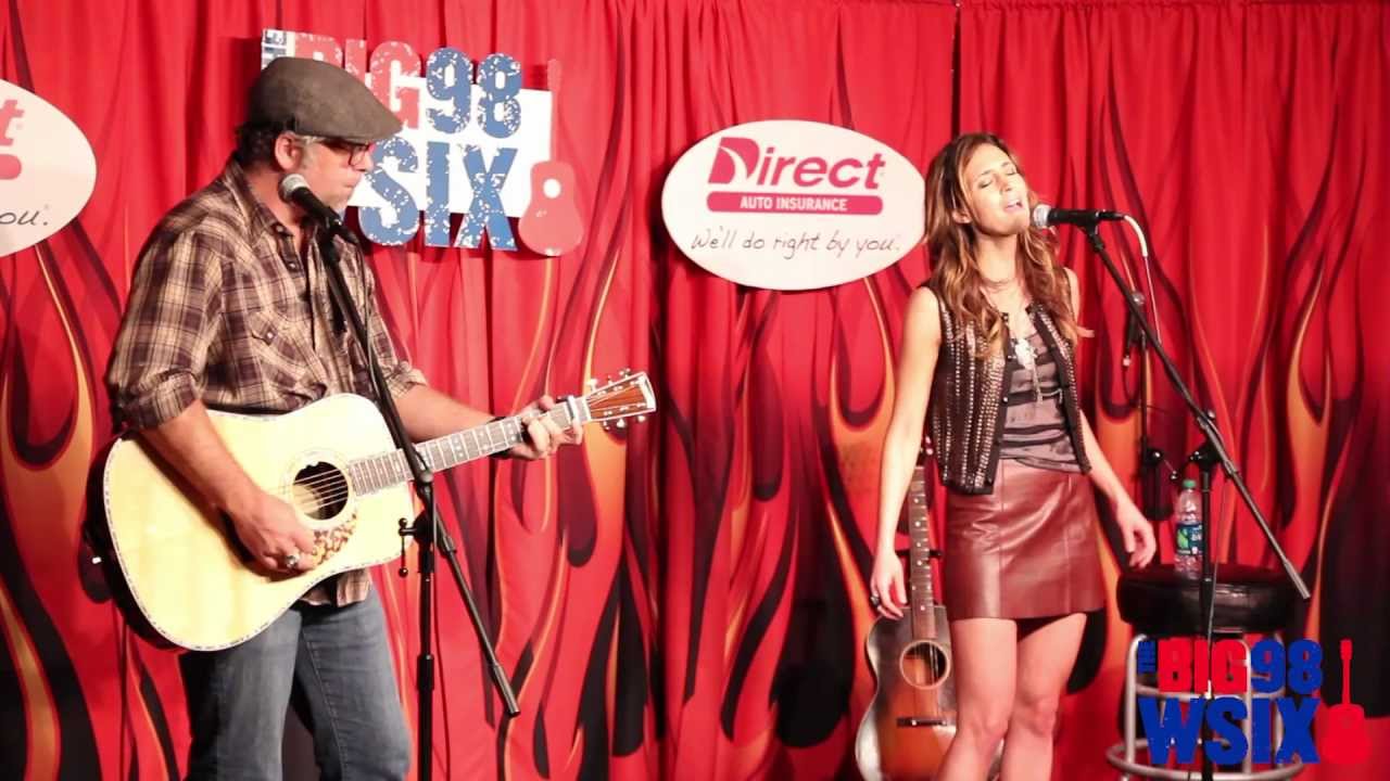 Kelleigh Bannen - 