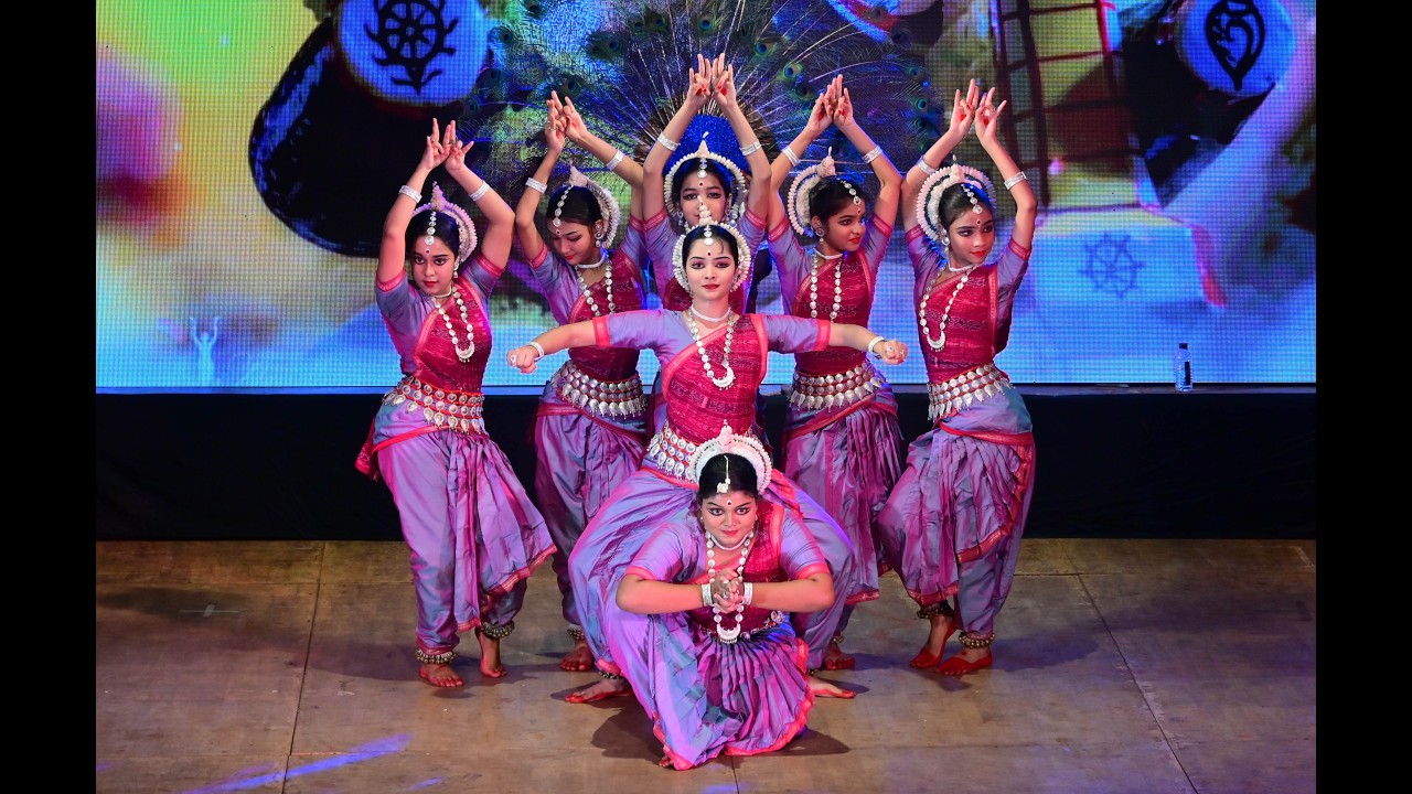 Ahe Nila Saila  II Bhanja Kala Mandap II Young Girls II Shoot by  SantoshPhotography