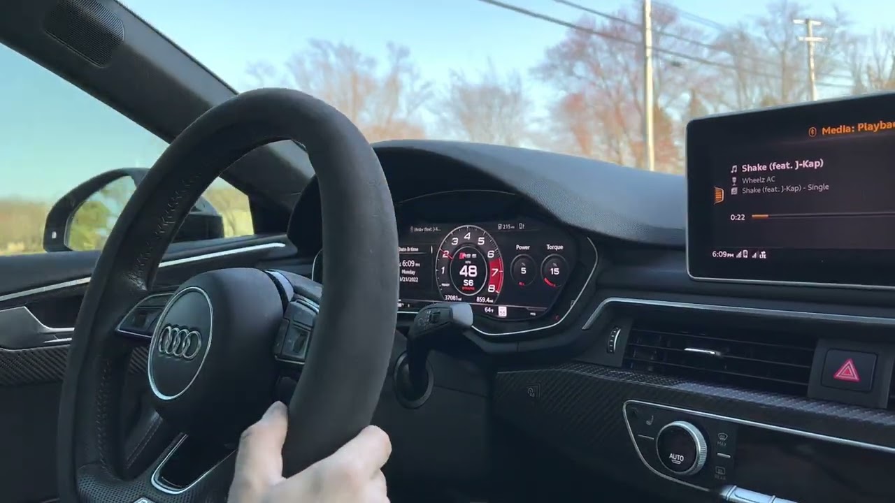 Audi RS5 (B9) AWE-Tuning Touring Exhaust Highway Pulls & Driving!