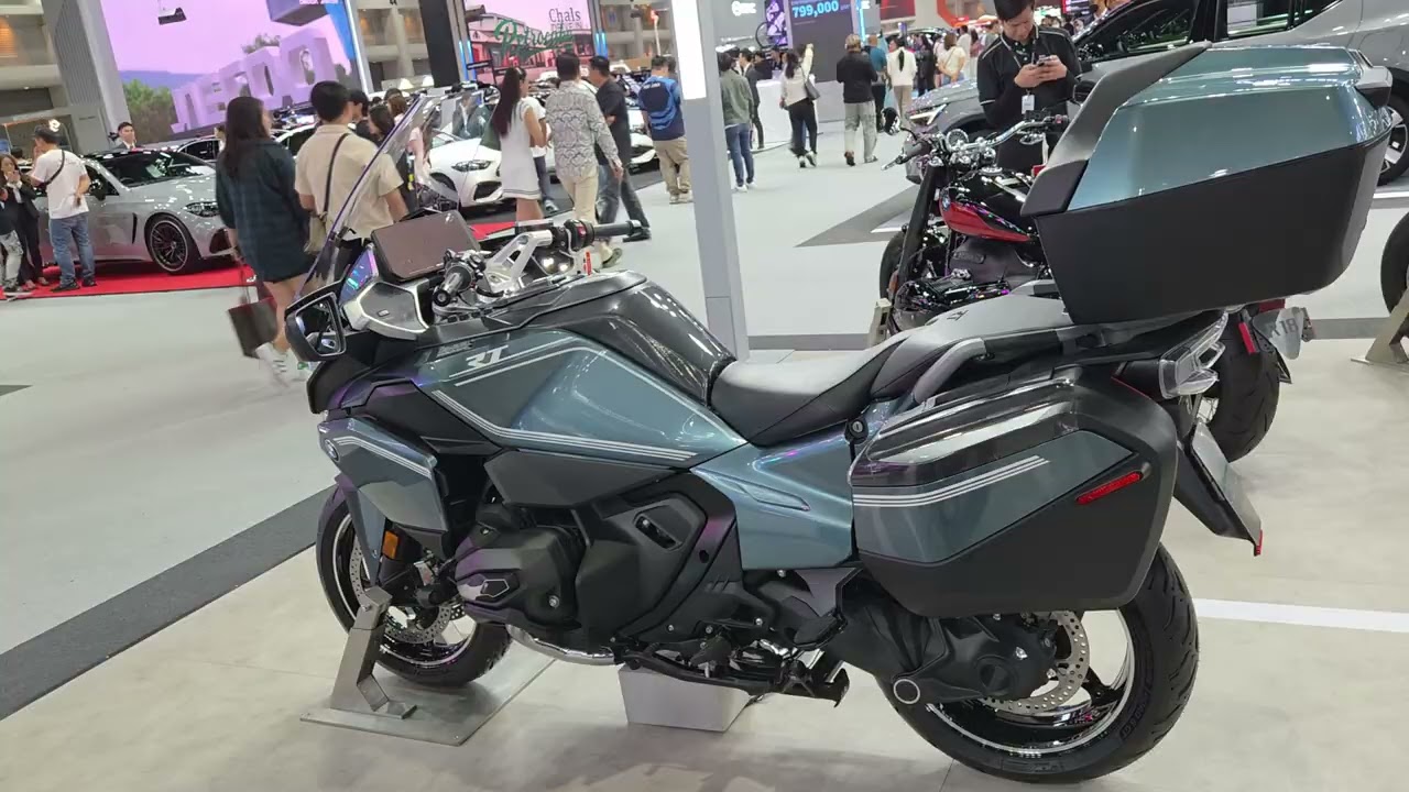 The BMW R 1300 RT new flagship touring motorcycle