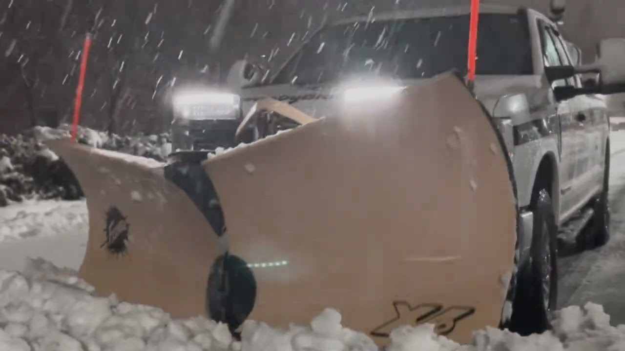 Snow removal @BurnabyBlacktop