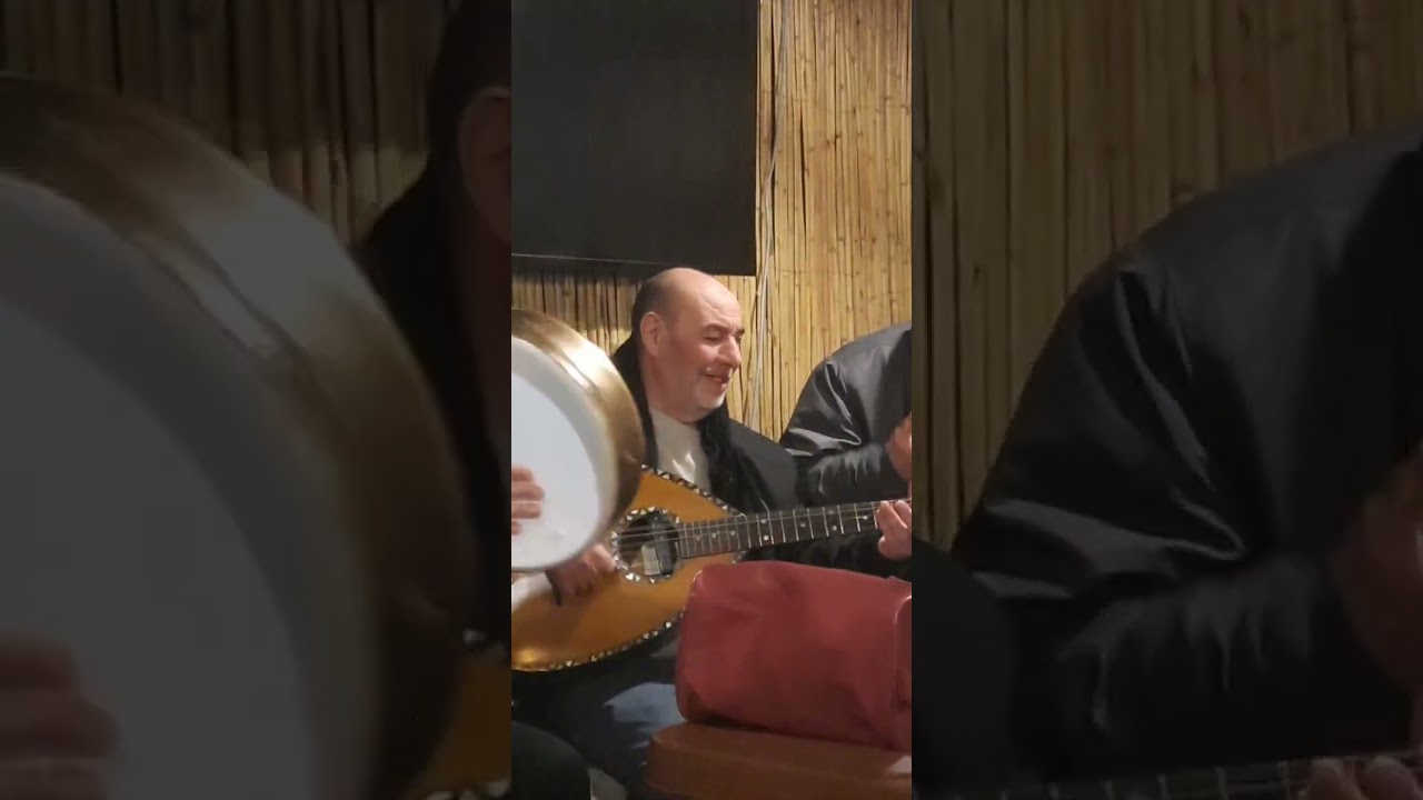 هذا لمحبي عزف الزواق فيديو اصلي بدون تعديل ولا مؤثرات السبت 14 مارس مقهى ميتراغاز أشقار طنجة