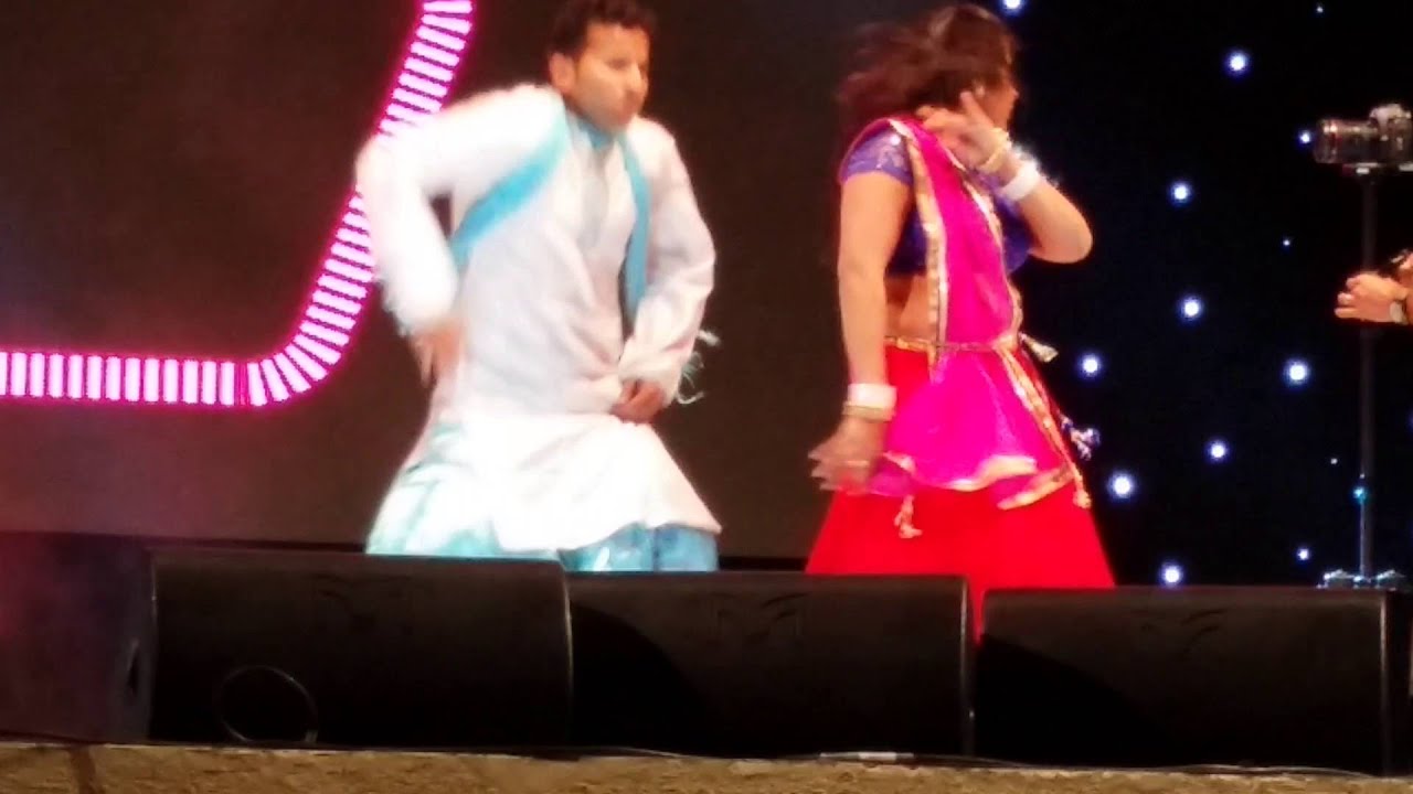 Bhojpuri Hungama Dance Doha Qatar Kajal raghwani with Sonu 04-03-2016