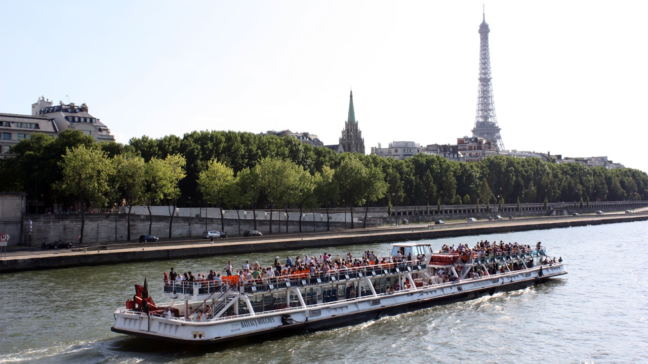 Paris - Une croisière sur la Seine avec le Bateau Mouche - Un giro sulla Senna con il Bateau Mouche