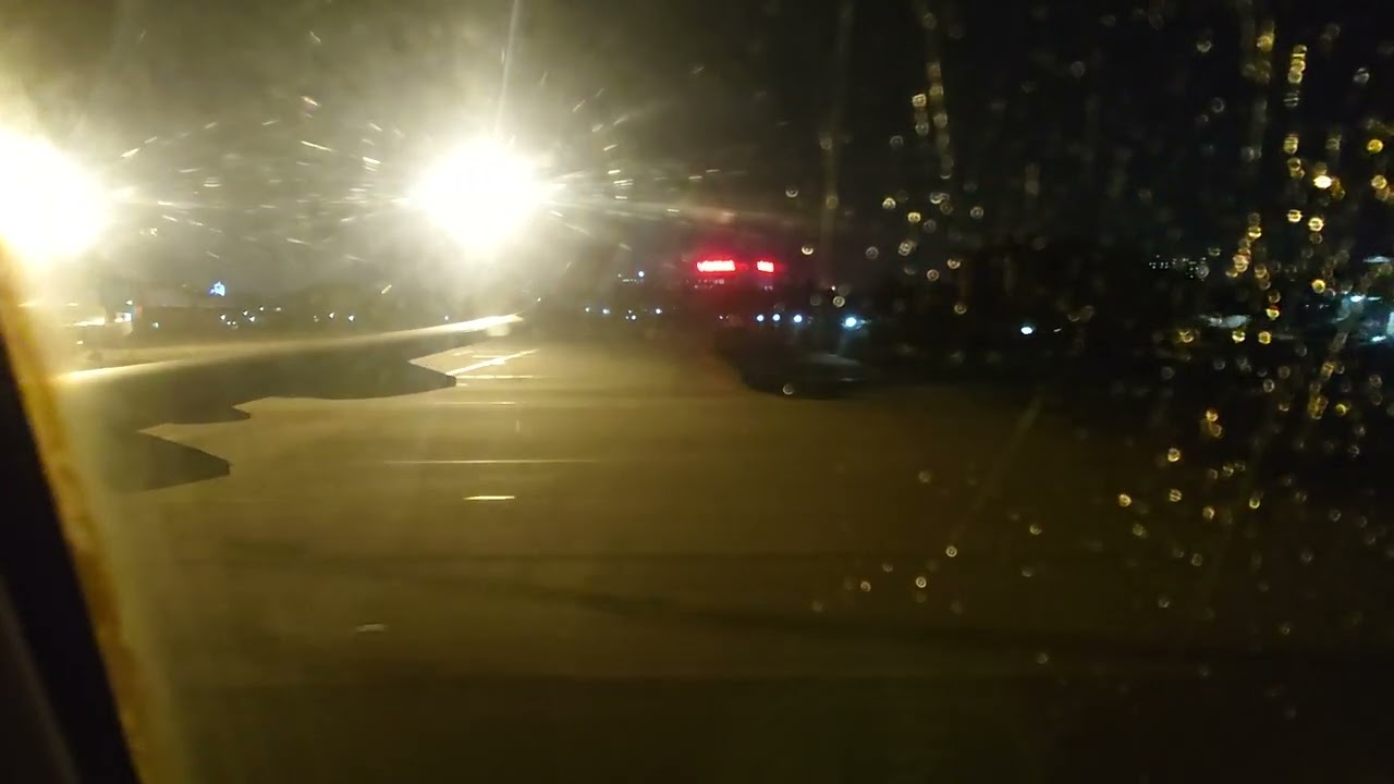 VN606便、ホーチミンへ着陸