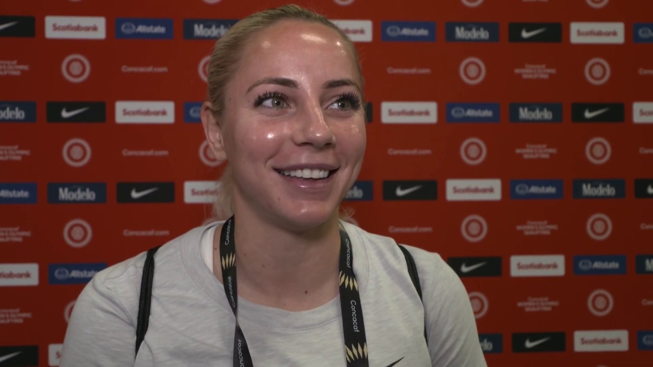 Адриана Леон набирает 4 очка в победе #CANWNT над Сент-Китсом и Невисом со счетом 11:0