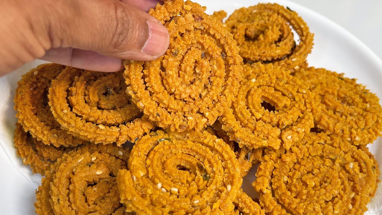 परफेक्ट माप के साथ गेहू के आटे से बनाये एकदम खस्ता चकली | Wheat Flour Chakli Recipe 