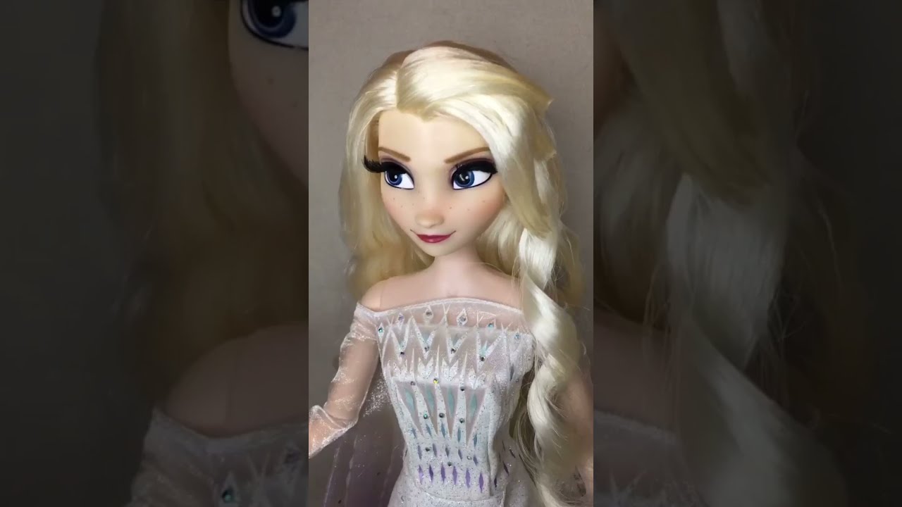 Disney 😍princess🥰 Frozen 🥰1 Elsa Doll VS 🥰Frozen 2🥰 Elsa Doll 🤩Fullscreen 😍HD WhatsApp😍 status 😍