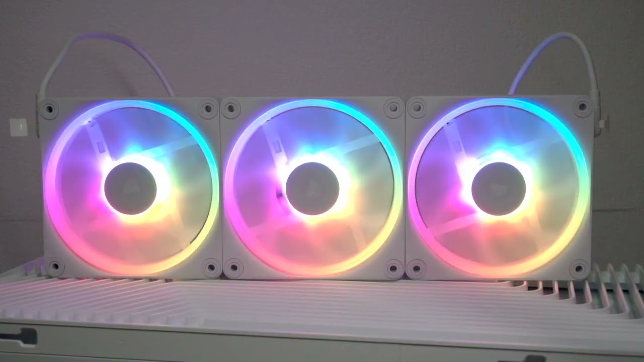CORSAIR iCUE LiNK LX120 R RGB WHITE FAN Showcase