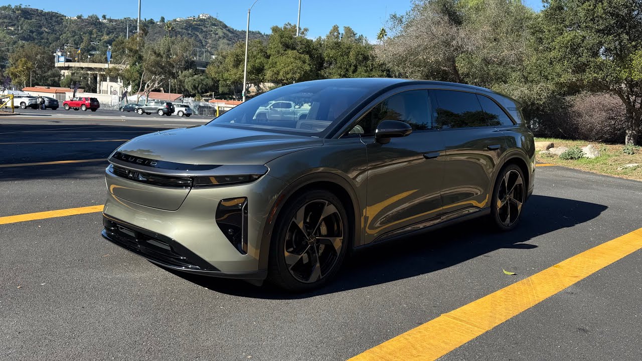 Lucid Gravity Grand Touring - El espectacular tres filas de asiento que mezcla lujo y tecnolog&iacute;a 