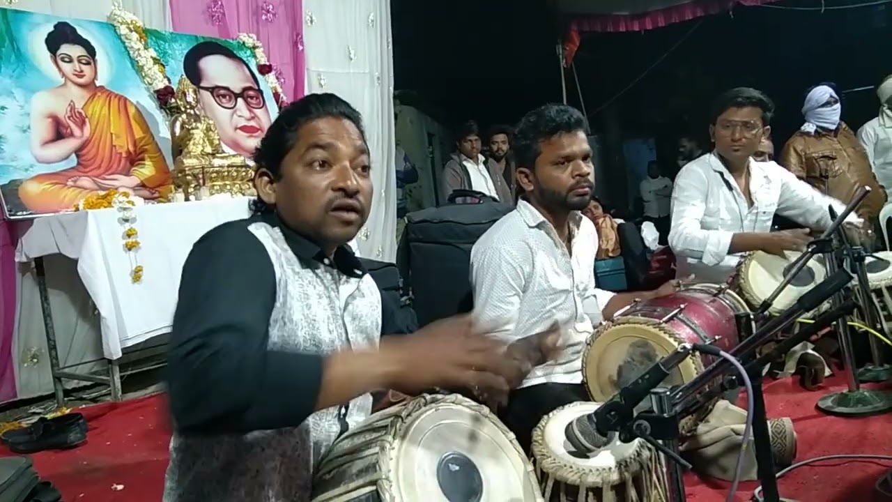 लवली song... प्यार करने वाले जरूर सुने. रो पड़ेंगे. ❤️❤️♥️♥️