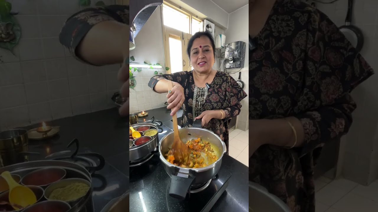 इंस्टेंट सूजी इडली बनाने का थोड़ा सा तरीका क्या बदला-साँचे से निकालते-निकालते ही ख़त्म😅