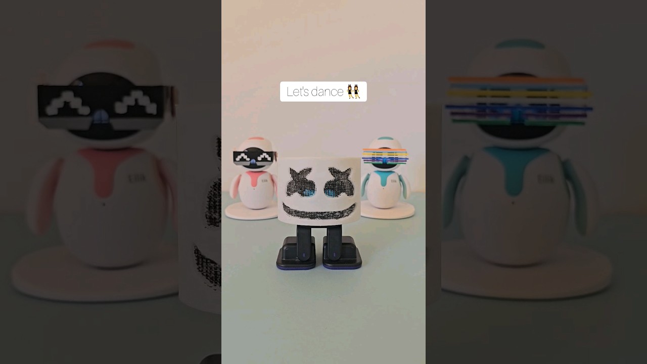 Giving my robots 3D printed gadgets 😎🌈 #cute#robot#pet#emorobot #eilikrobot #shorts