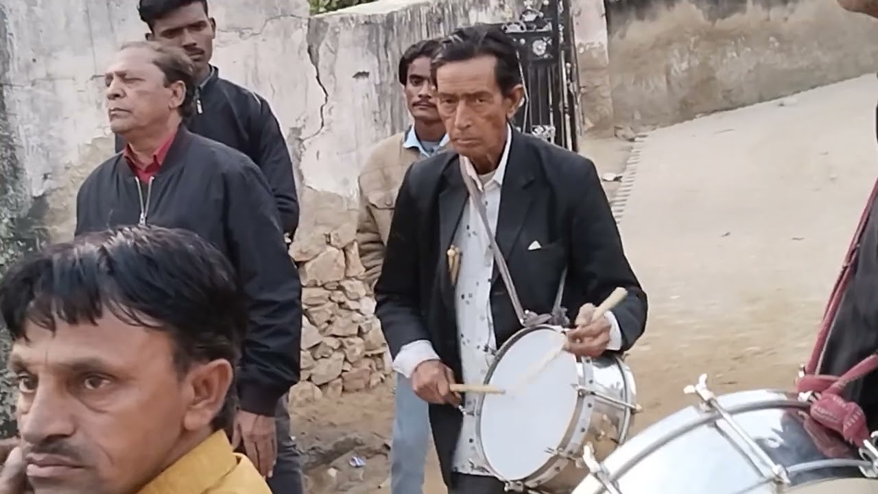 (थाडे रहीयो ओ बांके यार रे) (hind dolat band) Malpura rod (dudu)
