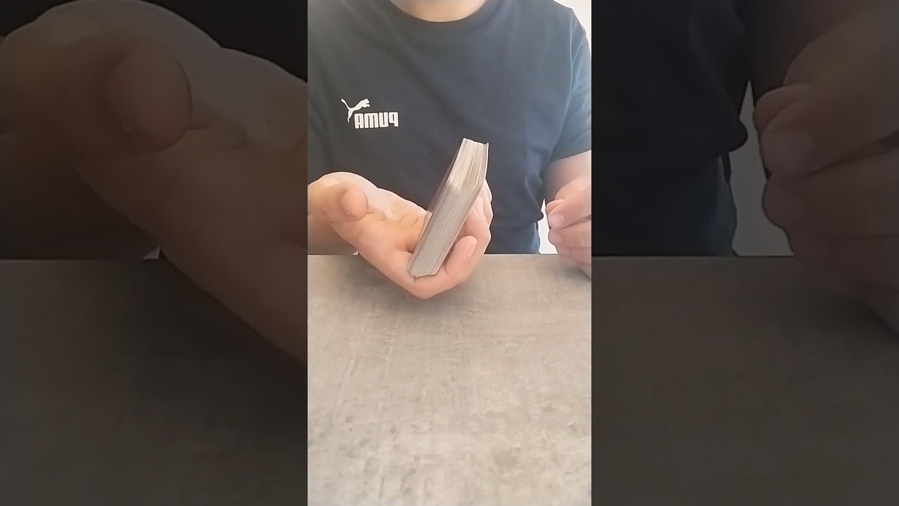 MESCOLARE ALL'ITALIANA! TUTORIAL #shorts #magia #tutorial