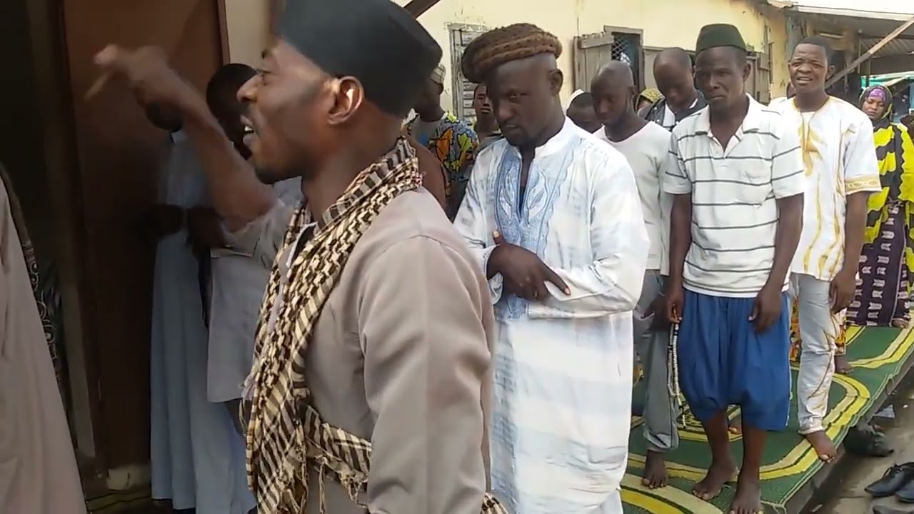 koro abou cour commune moi de carem mes king OF