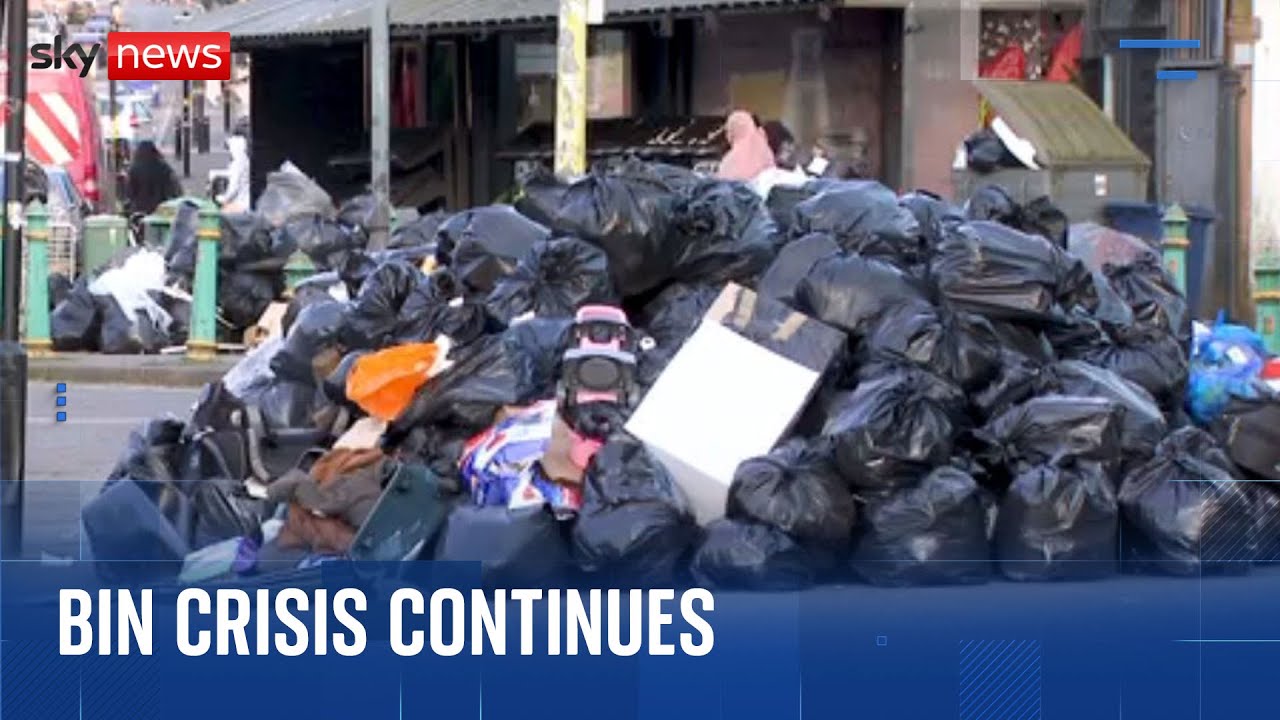 'It's getting very dangerous': Agency workers sent in to deal with bin crisis