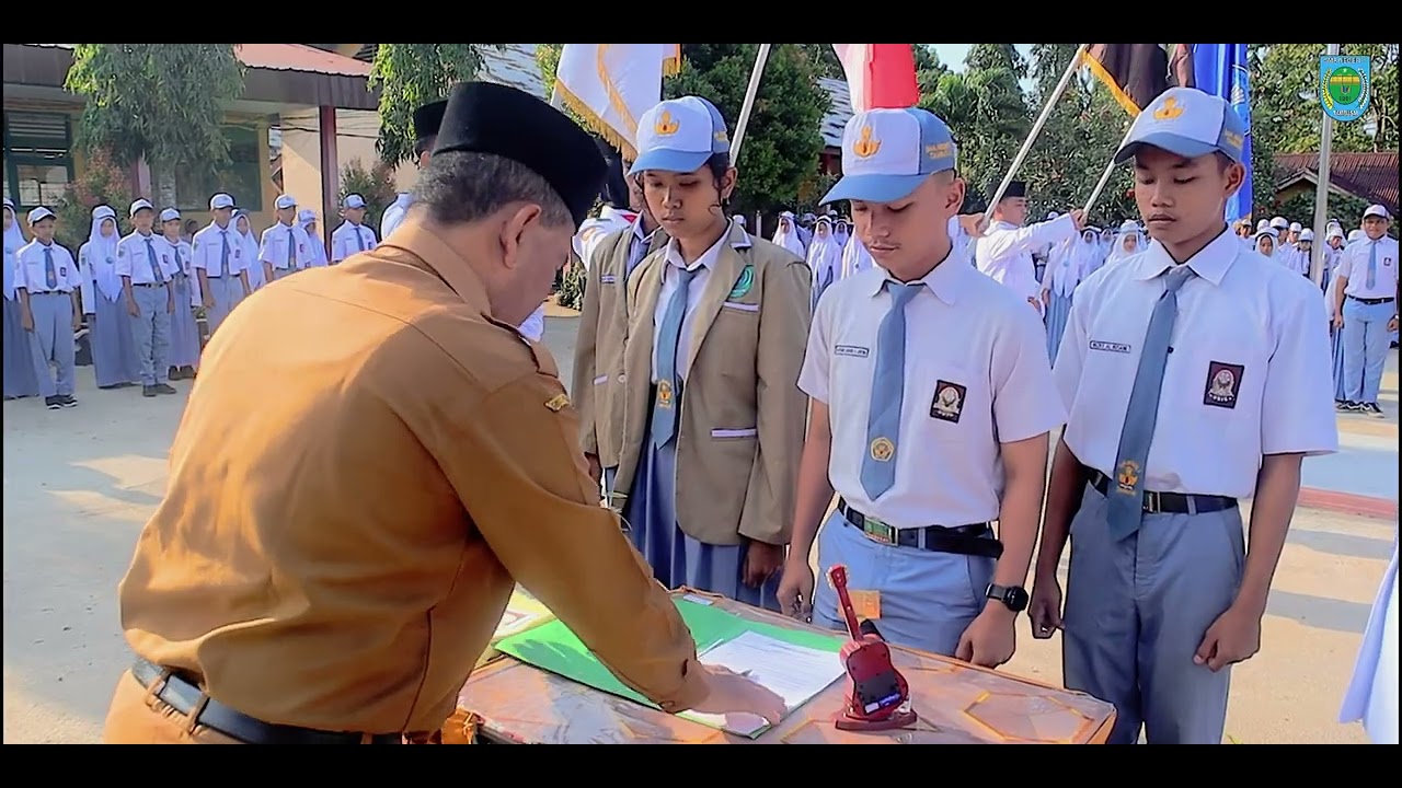 UPACARA PELANTIKAN OSIS SMA NEGERI 1 TAMBUSAI 2024/2025