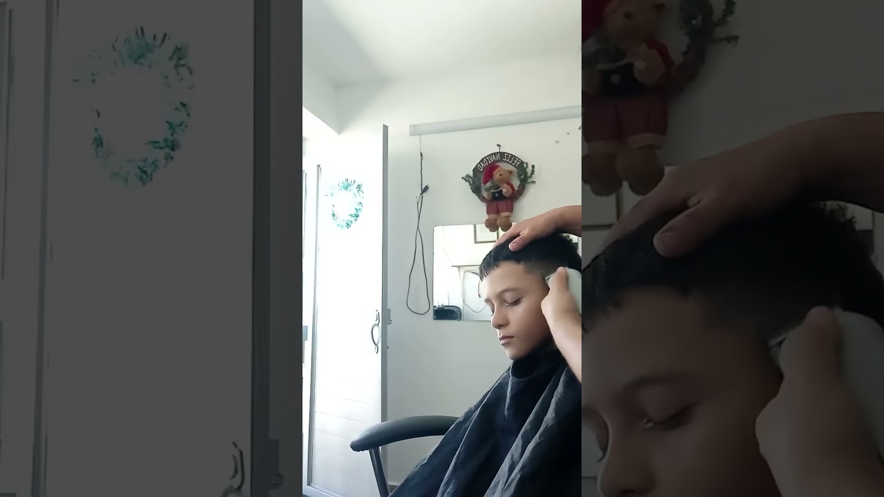 Corte de cabello. Solo a los lados