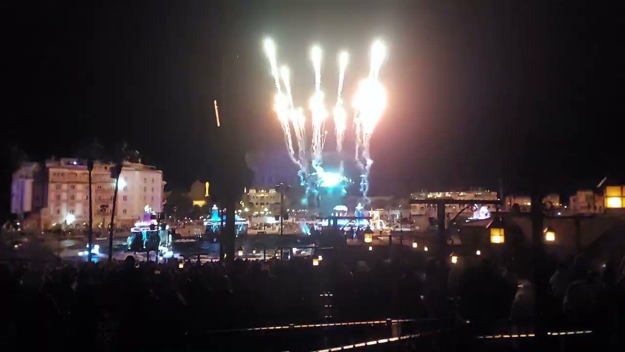 Tokyo Disney Sea - Evening Show